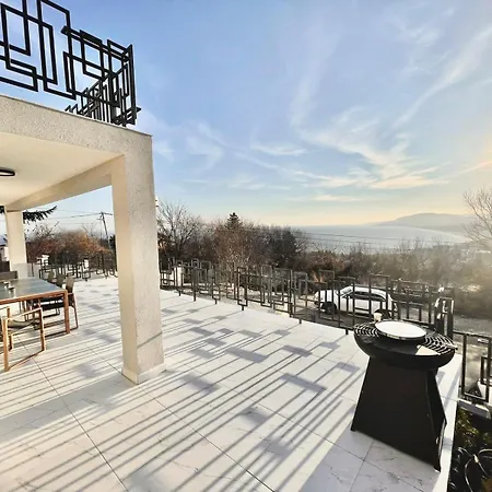 Aquamarine House * Balçık