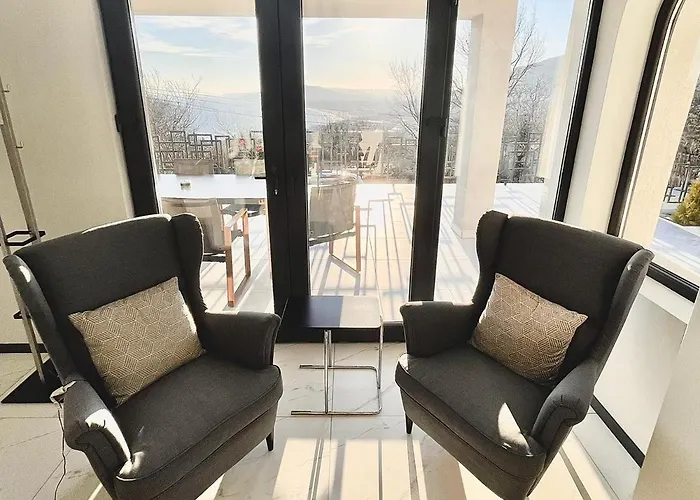 Vilă Aquamarine House