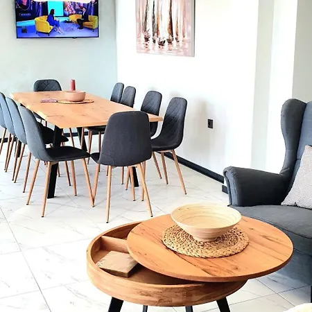 Villa Aquamarine House *