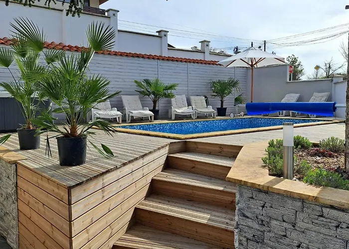 Aquamarine House Villa